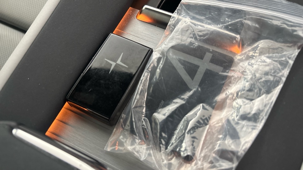 POLESTAR 4 2 keys available