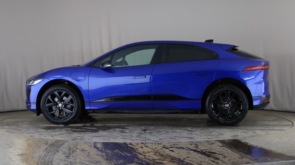 JAGUAR I-PACE Image 2