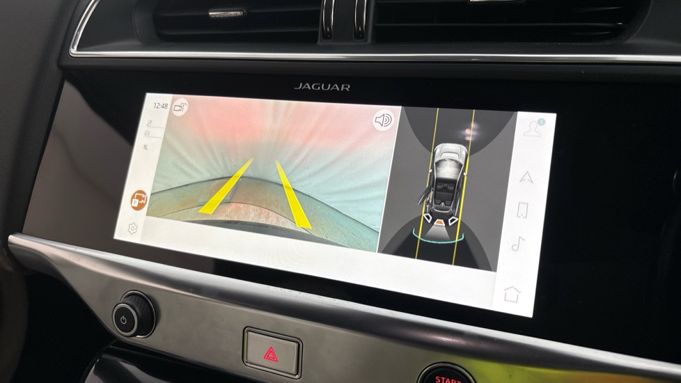 JAGUAR I-PACE reverse camera