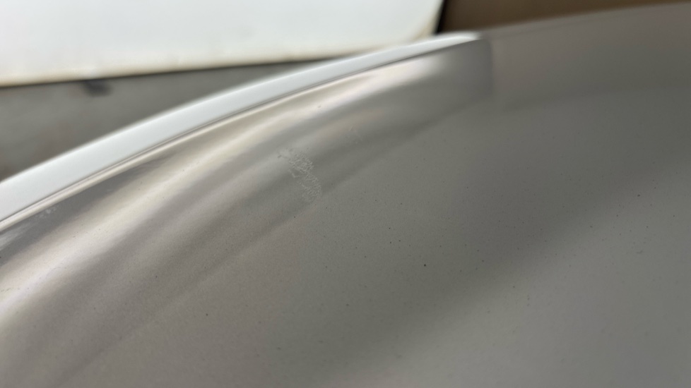POLESTAR 2 Paint imperfection