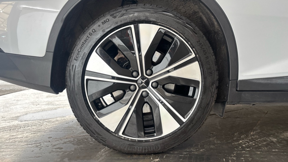 POLESTAR 2 Image 19