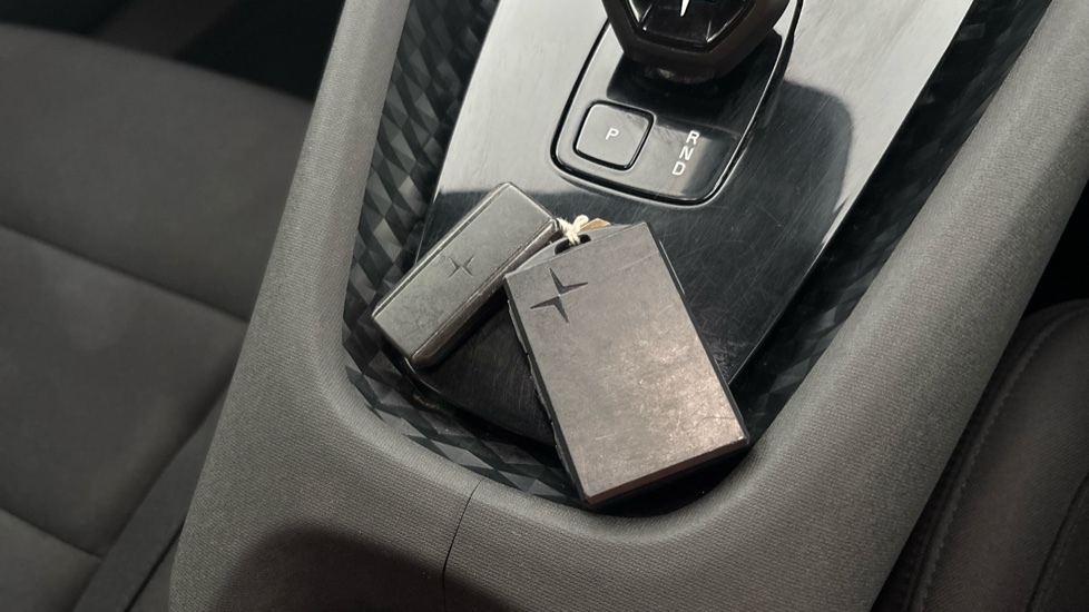 POLESTAR 2 2 keys available