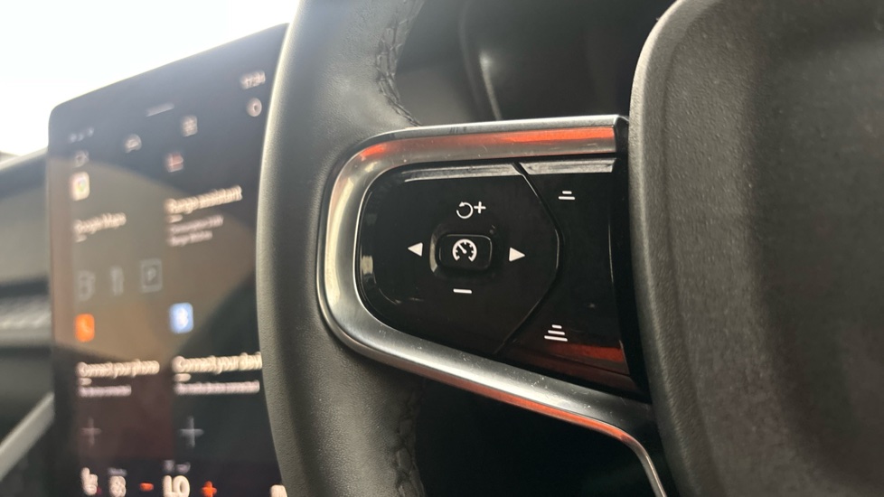 POLESTAR 2 Cruise control