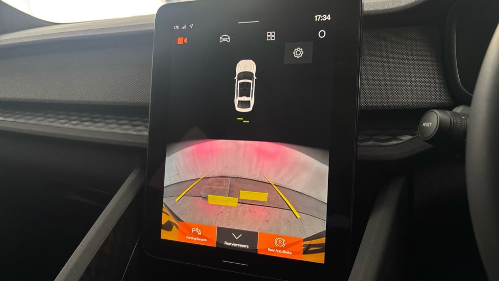 POLESTAR 2 Reverse camera