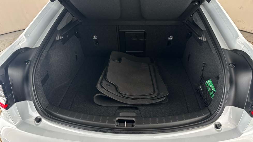 POLESTAR 2 Image 15
