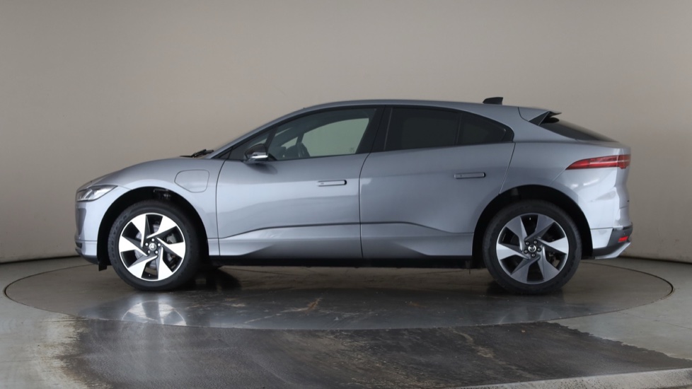 JAGUAR I-PACE Image 2