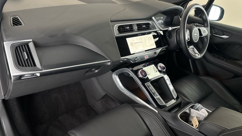 JAGUAR I-PACE Image 10