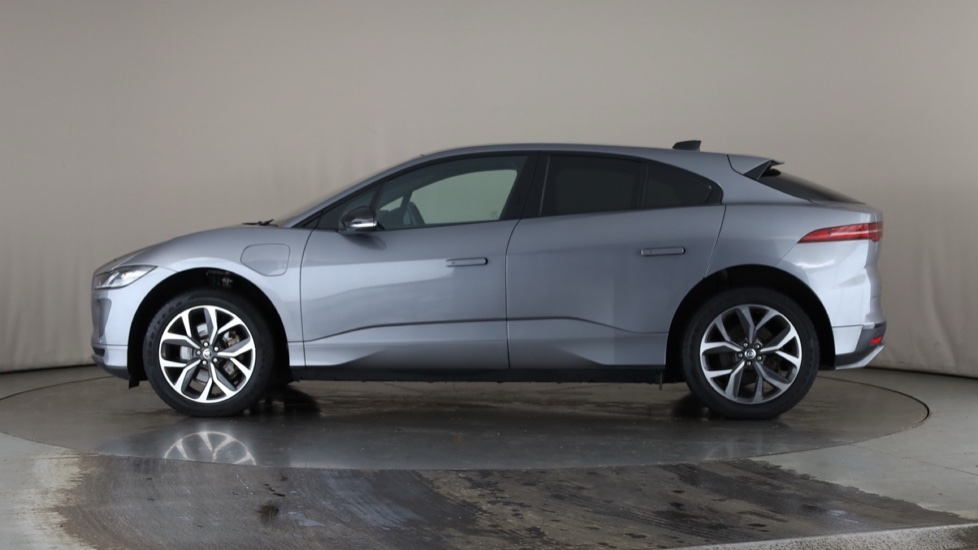 JAGUAR I-PACE Image 2