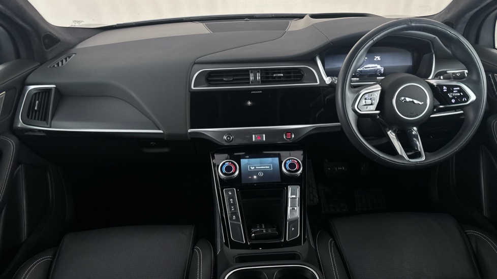 JAGUAR I-PACE Image 11