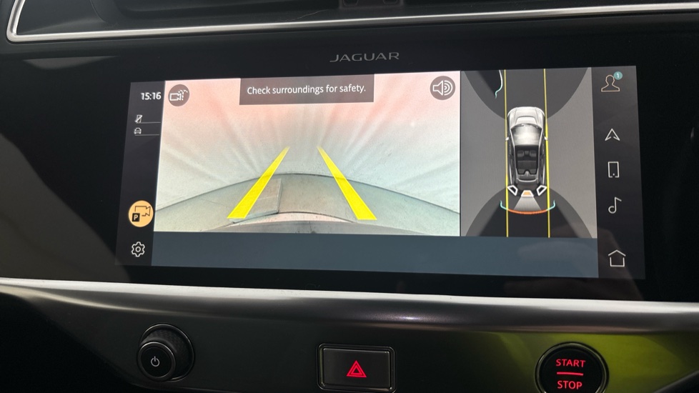 JAGUAR I-PACE reverse camera