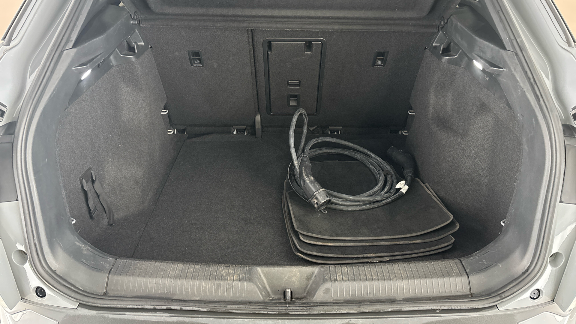 4027731 109kW Life Pure 52kWh 5dr Auto