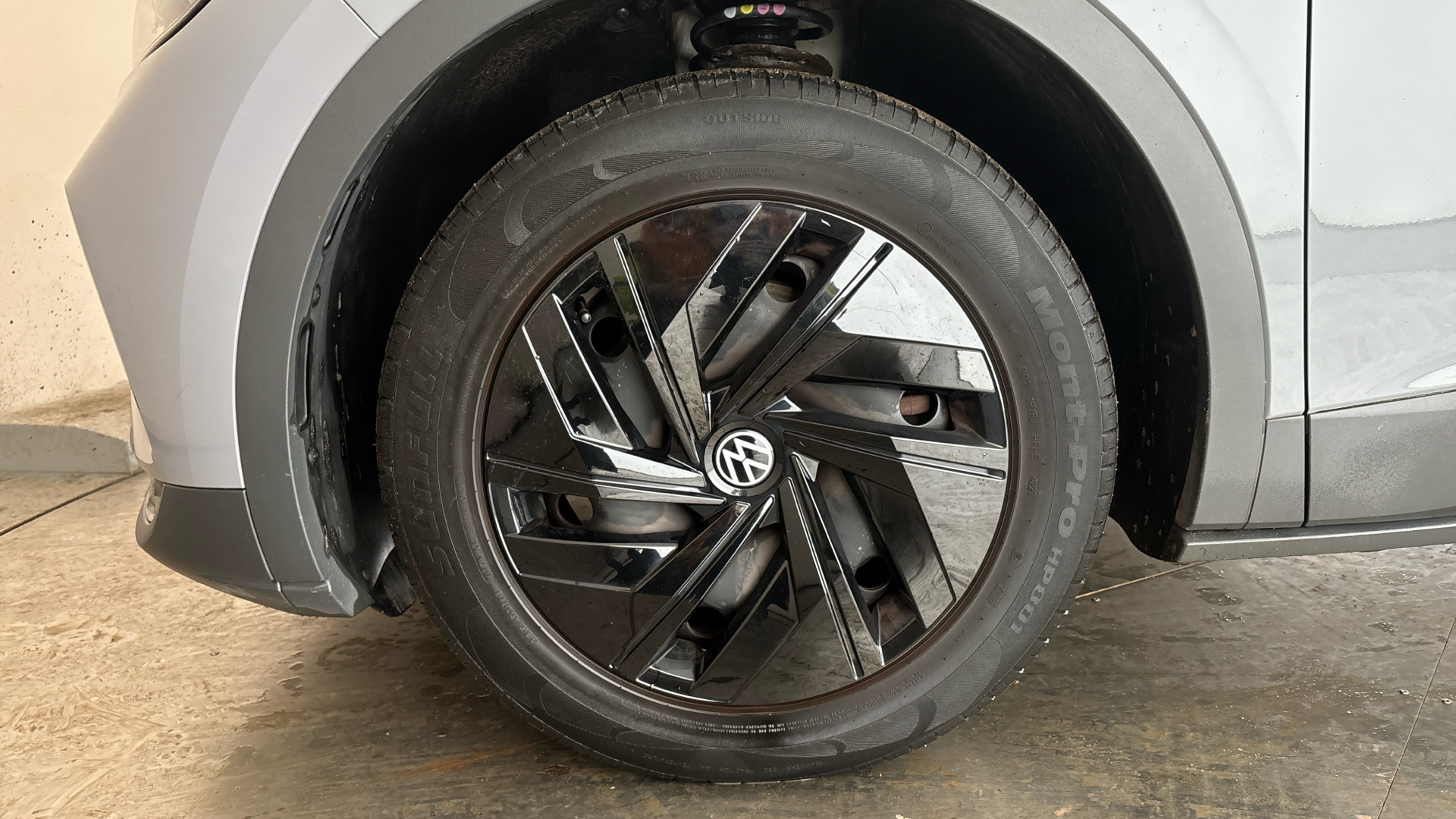 4027731 109kW Life Pure 52kWh 5dr Auto