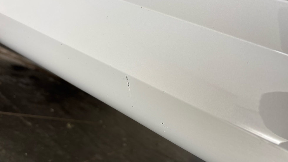 LAND ROVER RANGE ROVER SPORT Scratches