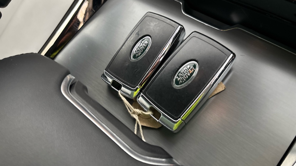 LAND ROVER RANGE ROVER SPORT 2 keys