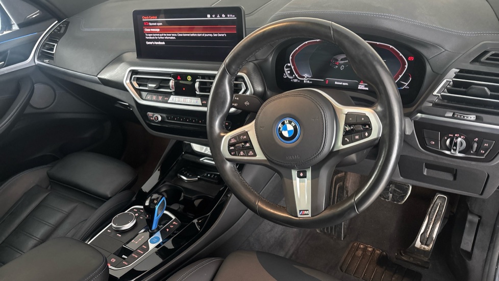 BMW iX3 Image 9