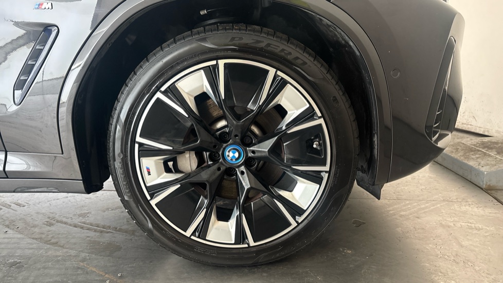 BMW iX3 Image 20