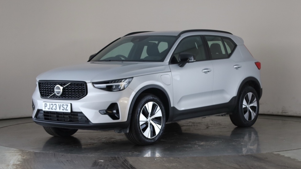 Used VOLVO XC40
