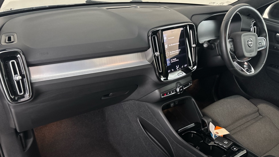 VOLVO XC40 Image 10