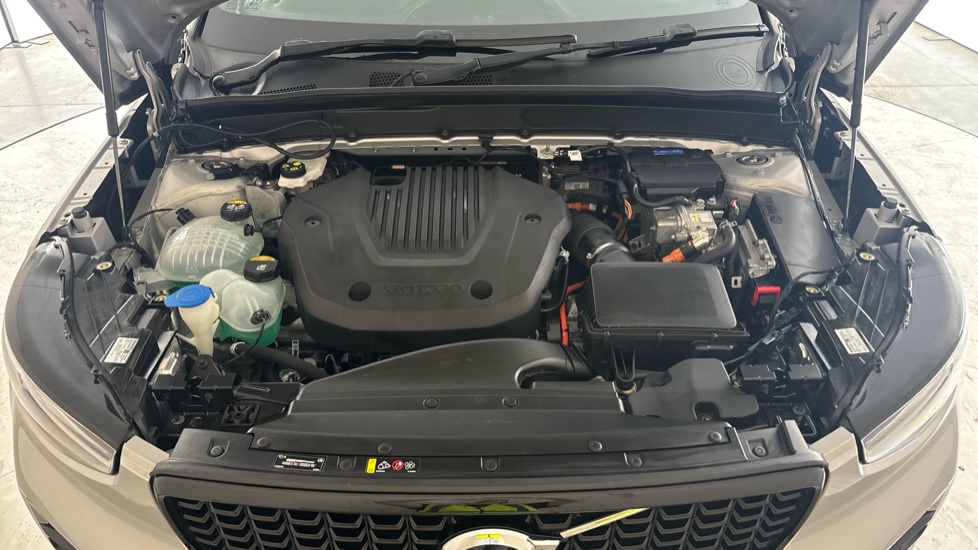 VOLVO XC40 Image 16