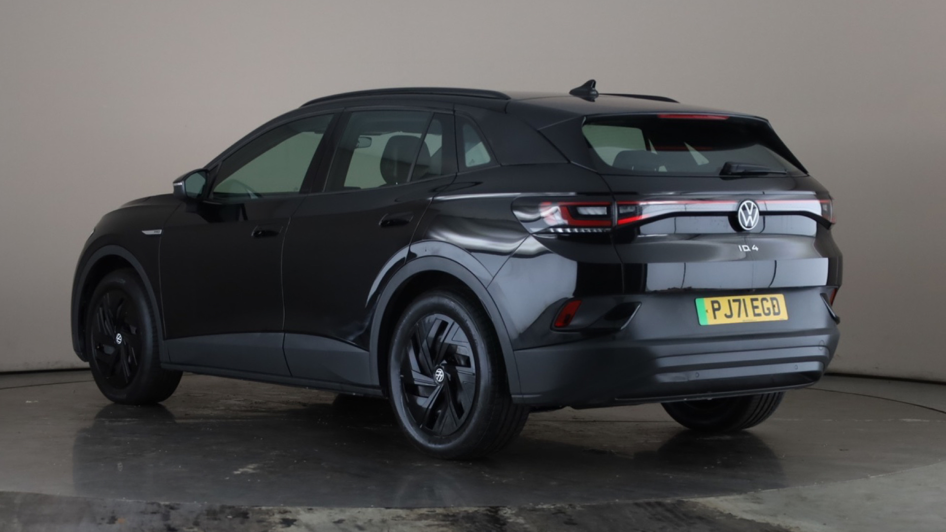 150kW Life Pro Performance 77kWh 5dr Auto [2022]