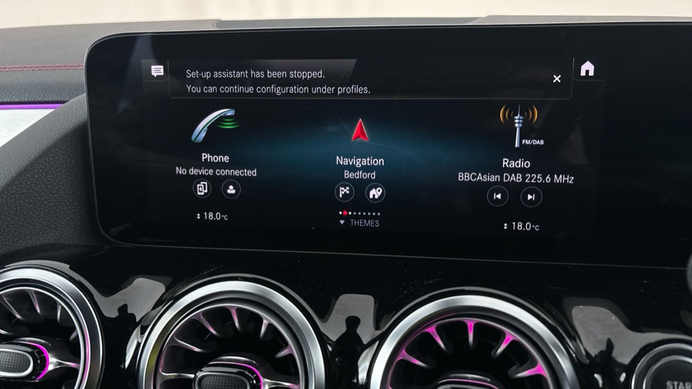 MERCEDES EQA Image 12
