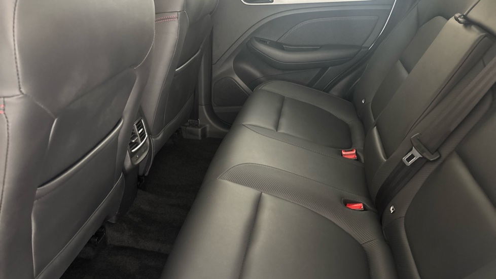 MG ZS Image 14