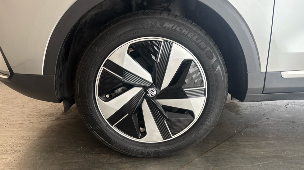 MG ZS Image 17