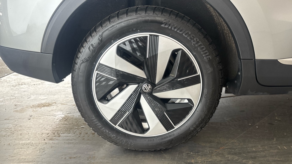 MG ZS Image 19