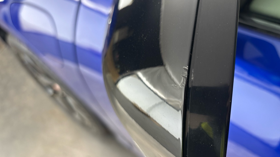 JAGUAR I-PACE scratches
