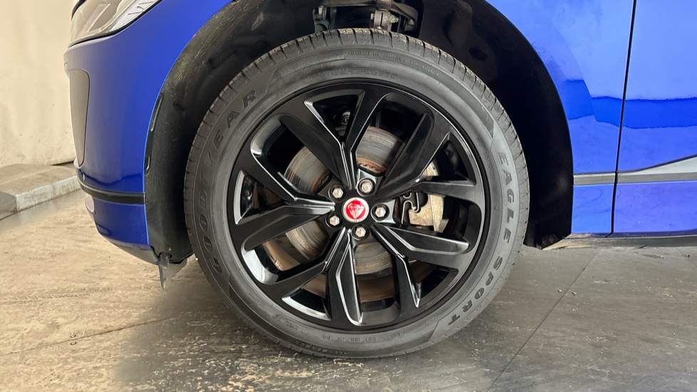 JAGUAR I-PACE Image 17