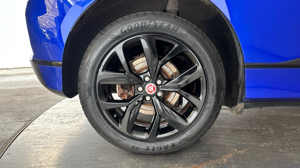 JAGUAR I-PACE Image 19