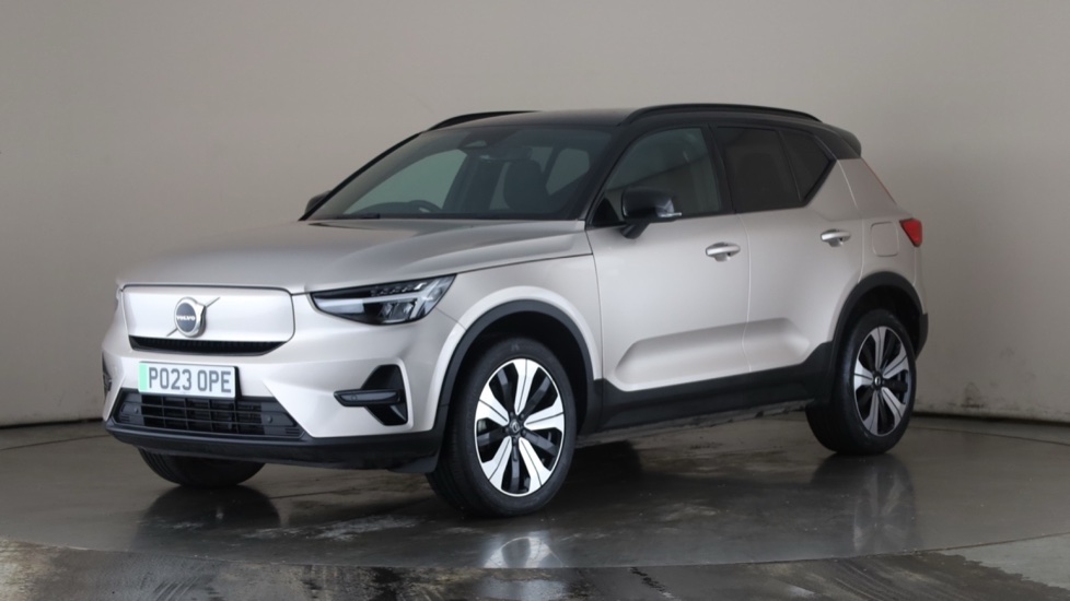 Used VOLVO XC40