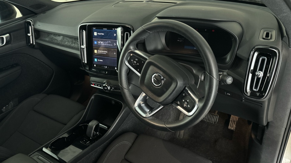 VOLVO XC40 Image 9