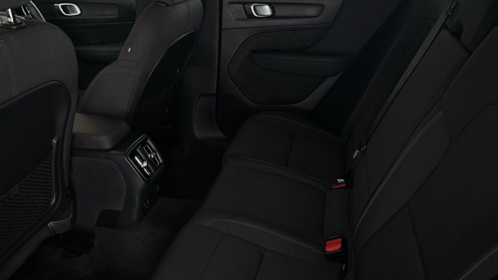 VOLVO XC40 Image 14