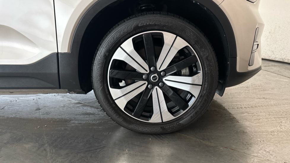 VOLVO XC40 Image 20