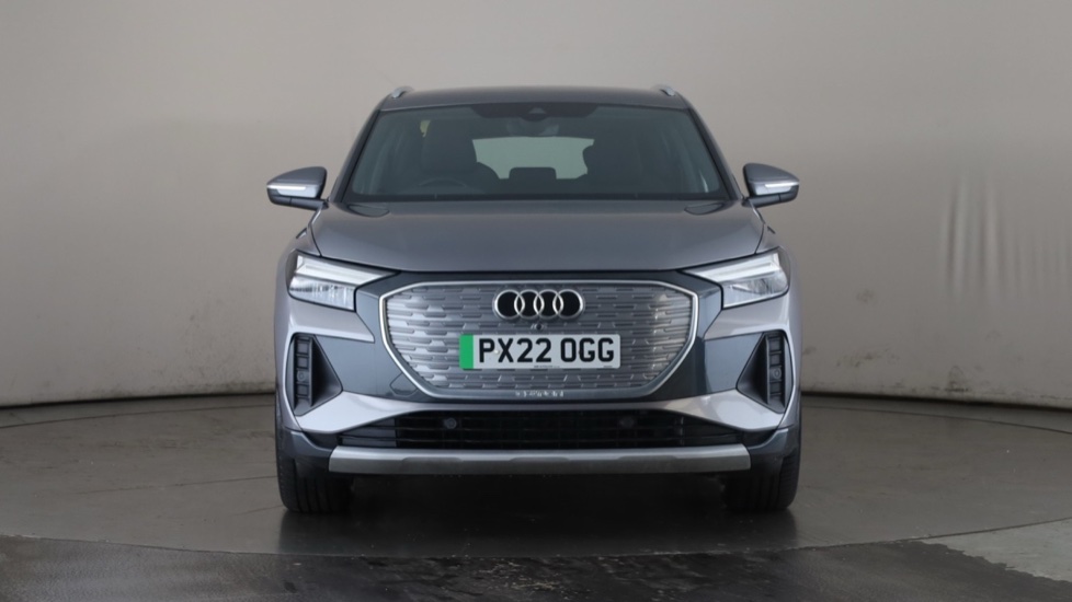 AUDI Q4 Image 8