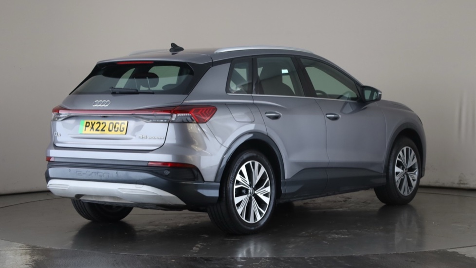 AUDI Q4 Image 5