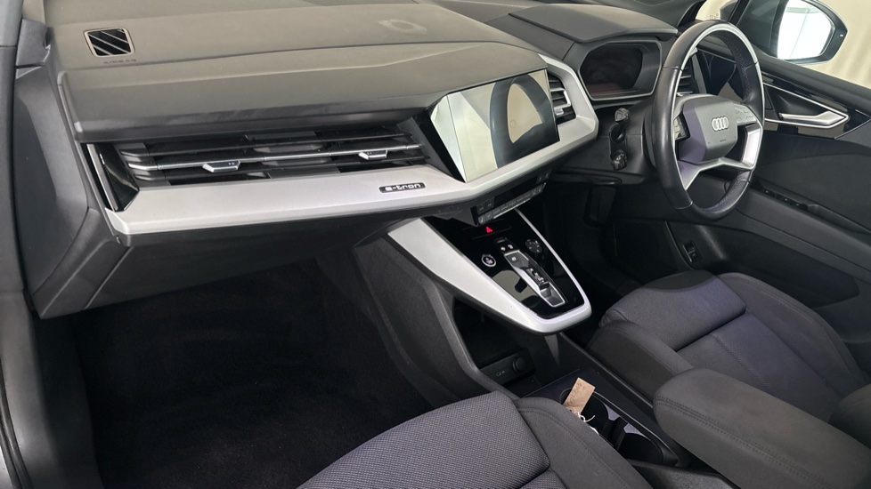 AUDI Q4 Image 10