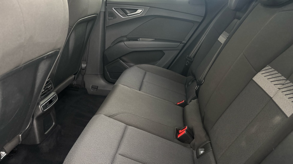 AUDI Q4 Image 14