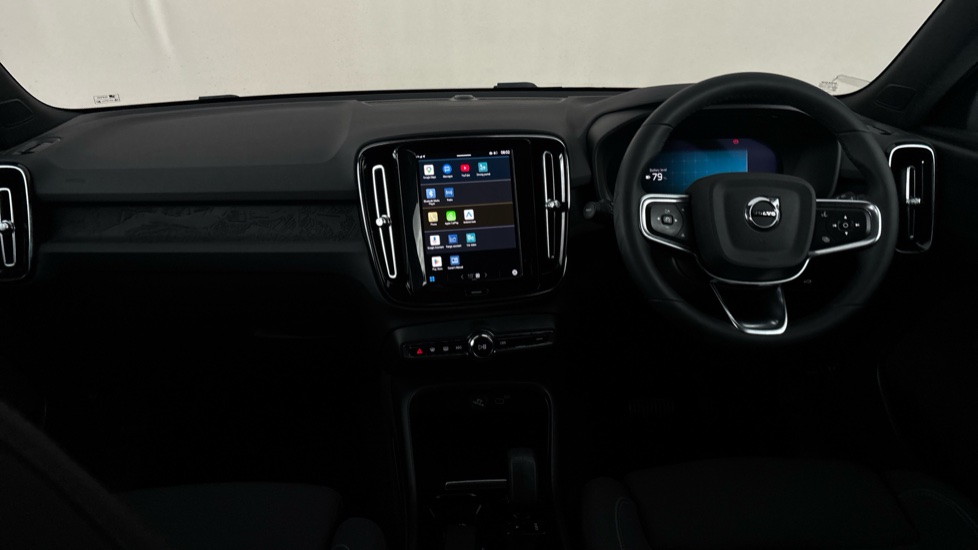 VOLVO XC40 Image 11