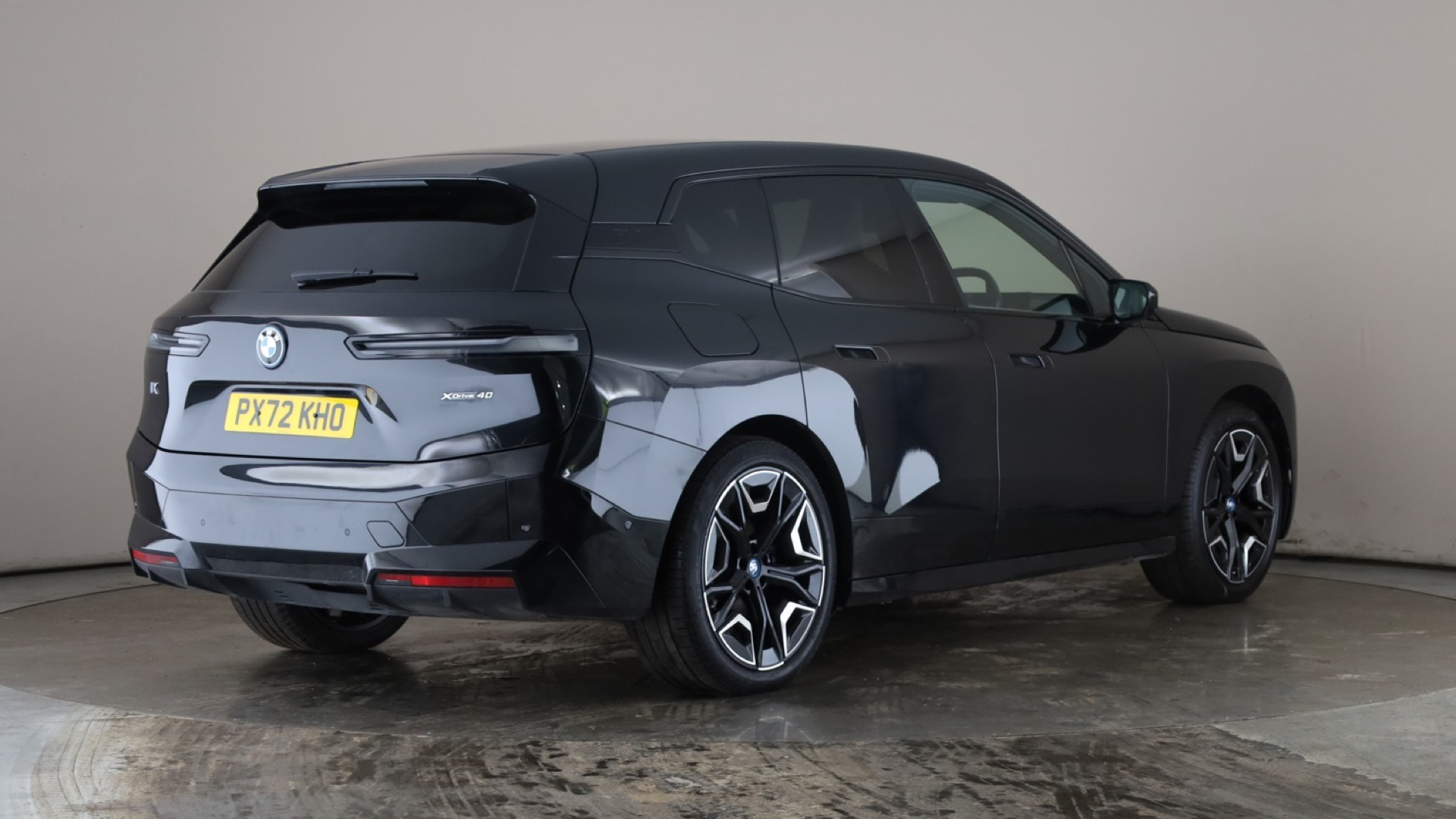 4027758 240kW xDrive40 M Sport Edition 76.6kWh 5dr Auto