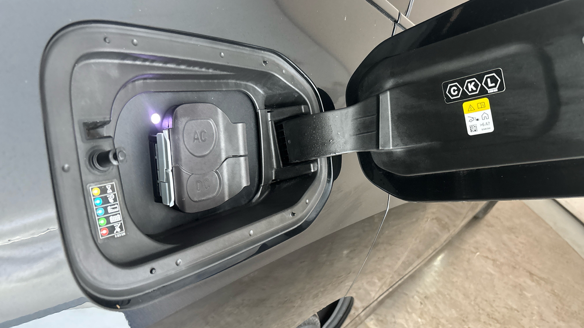 4027758 240kW xDrive40 M Sport Edition 76.6kWh 5dr Auto