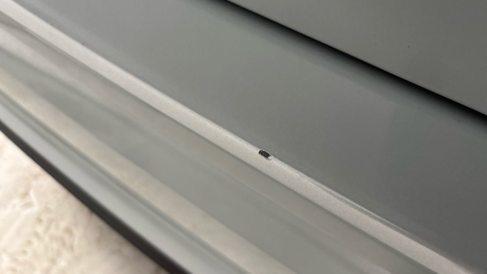 VOLVO XC60 scratches