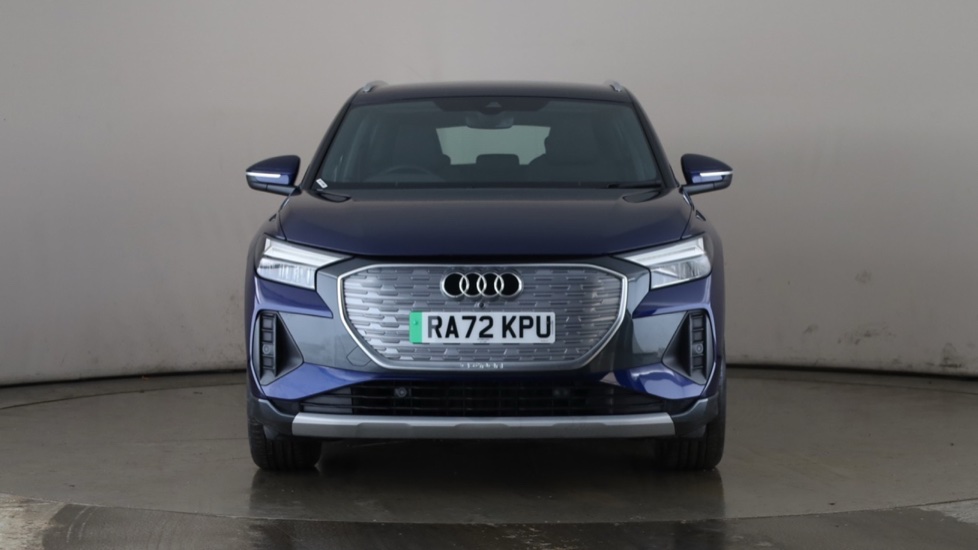 AUDI Q4 Image 8