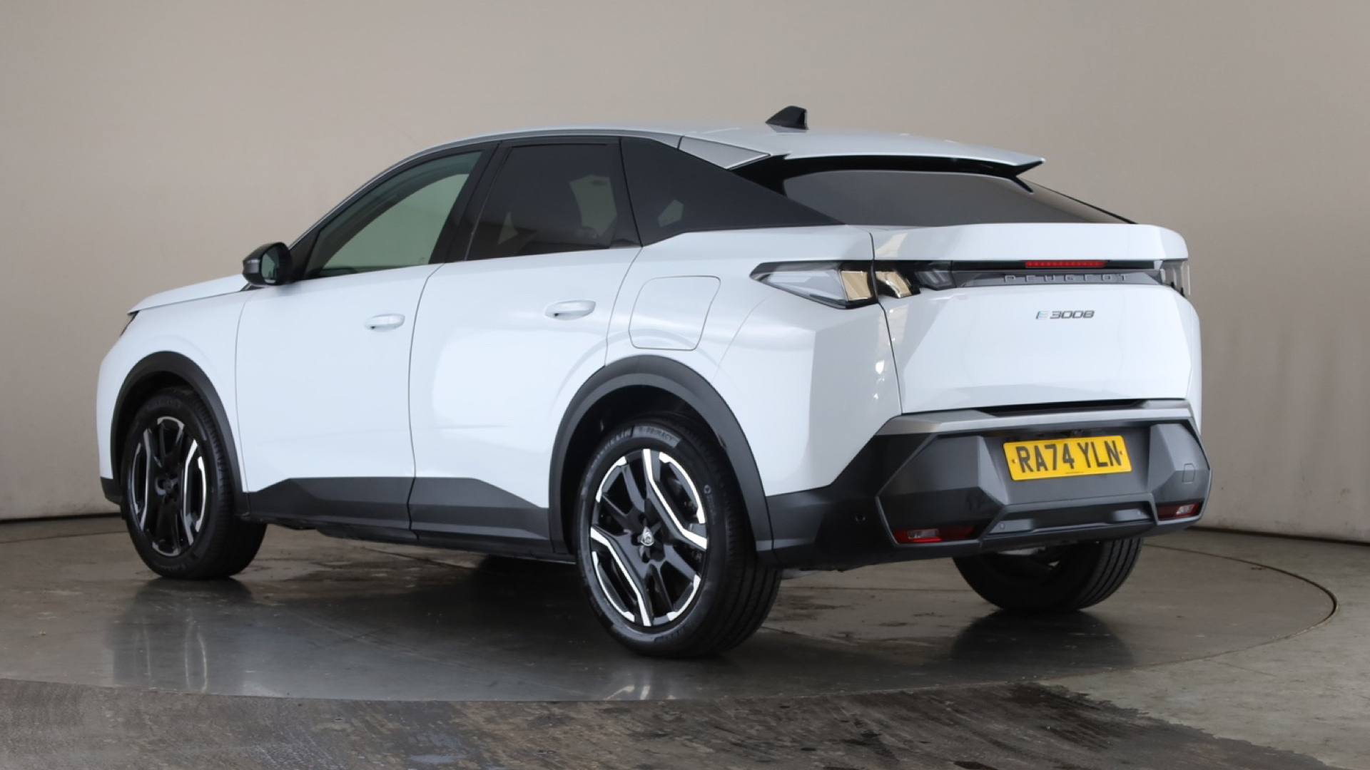 157kW Allure 73kWh 5dr Auto [2024]