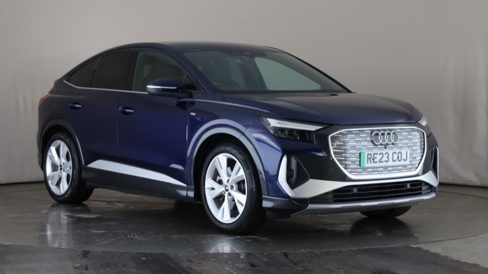 AUDI Q4 Image 7