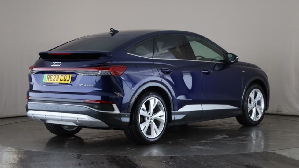 AUDI Q4 Image 5