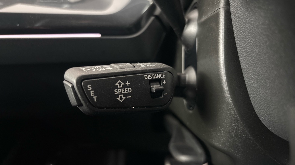 AUDI Q4 cruise control
