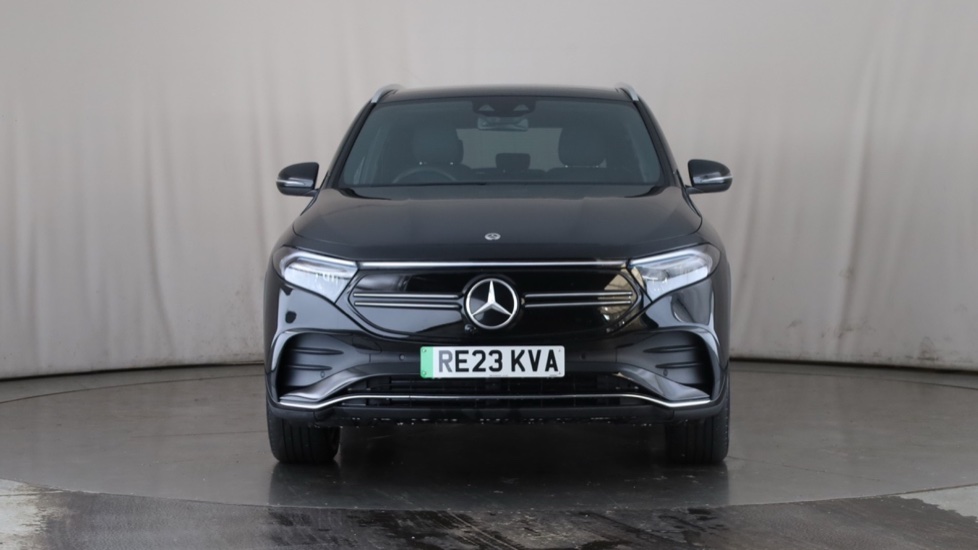MERCEDES EQA Image 8