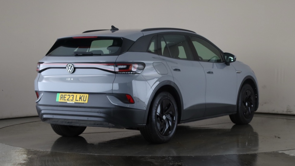 VOLKSWAGEN ID.4 Image 5